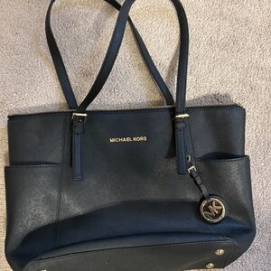 Michael kors shoulder bag
